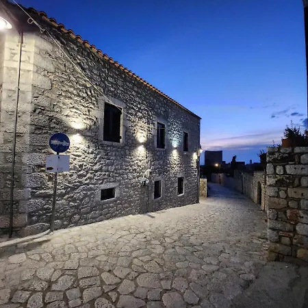 Myrto's Luxury Apartamento *